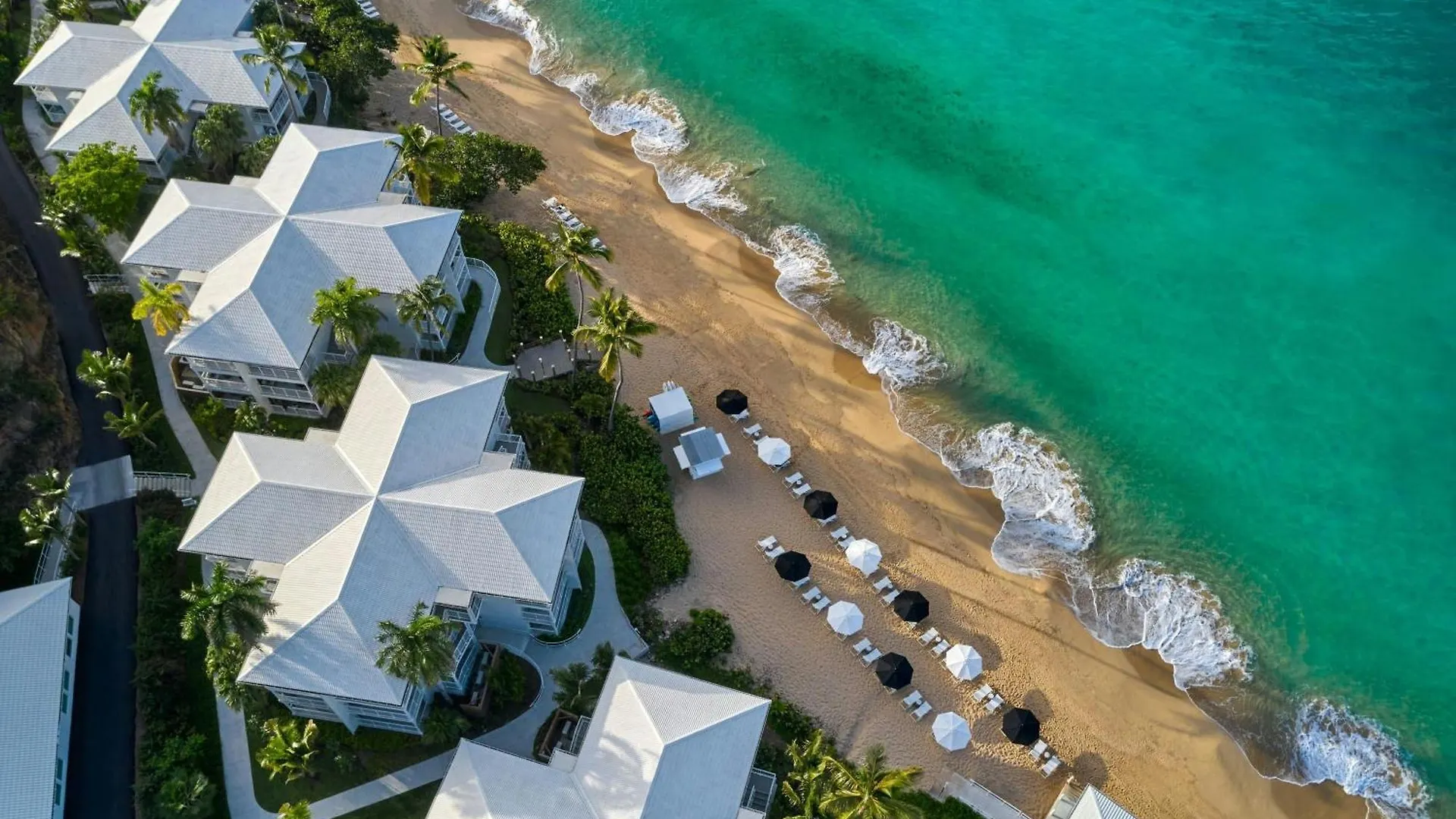 Buoy Haus Beach Resort St Thomas Autograph Collection Nazareth 4*,